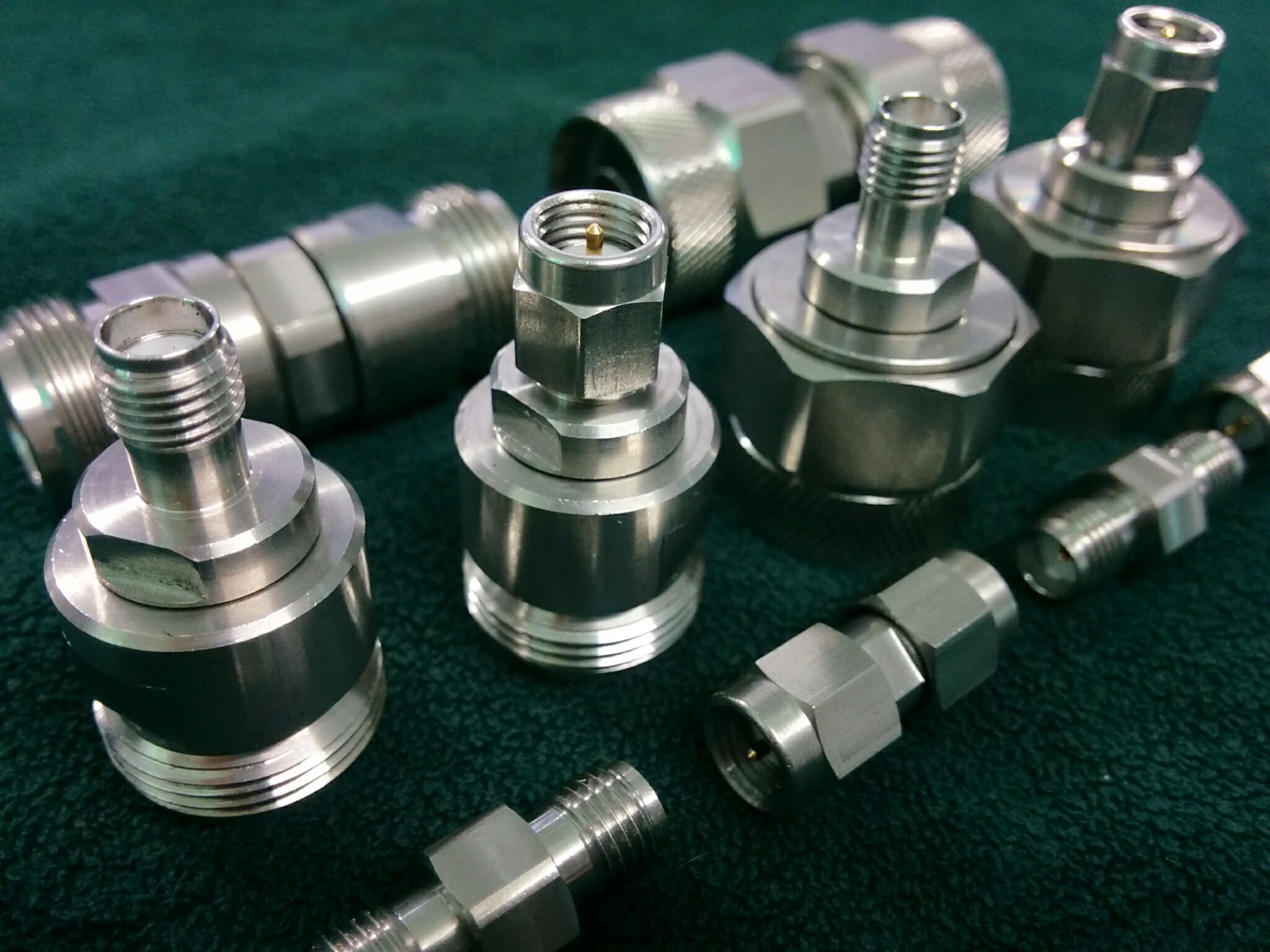 40年以上に渡って培った高周波のノウハウと最新の設計技術をここに集結!